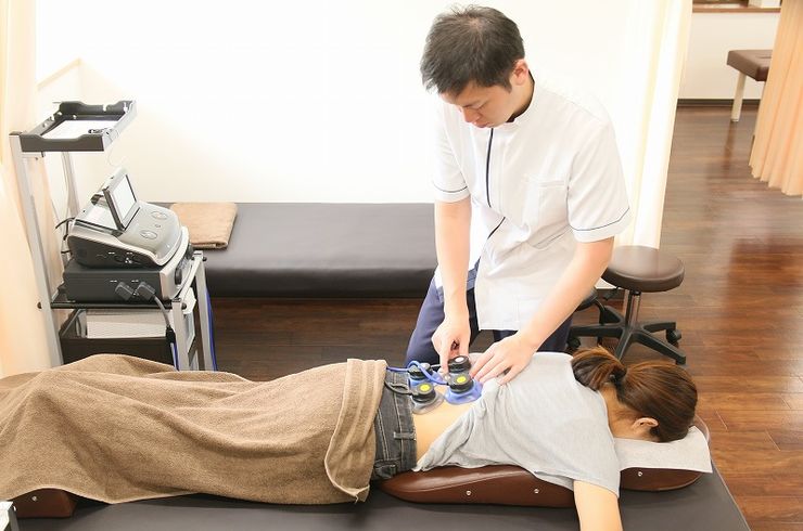 交通事故　ムチウチ　慰謝料